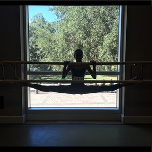 Meet your Posher, Jonelle